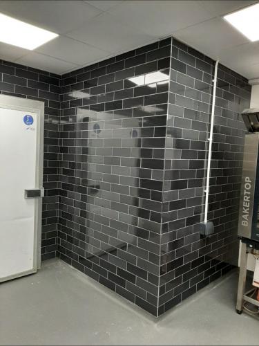 creative-flooring-wall-and-floor-tiling-013